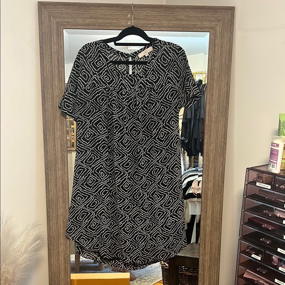 LOFT Monochrome Geometric Dress